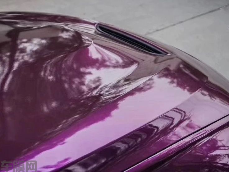 宝马3系 超亮金属葡萄紫贴膜改色效果图