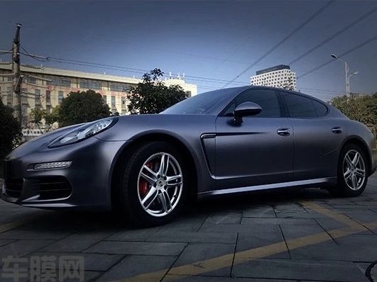 保时捷Panamera 电光钛灰改色膜 效果图