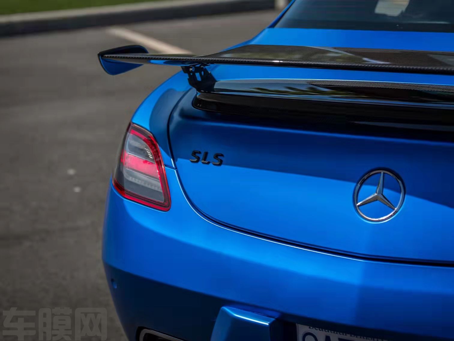 奔驰SLS AMG 陶瓷蓝改色膜 效果图
