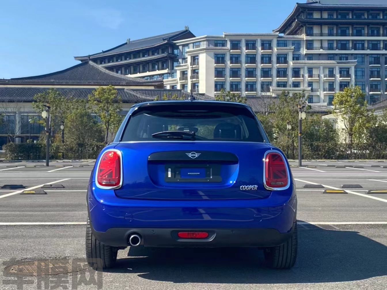 MINI COUPE 极光蓝改色膜 效果图