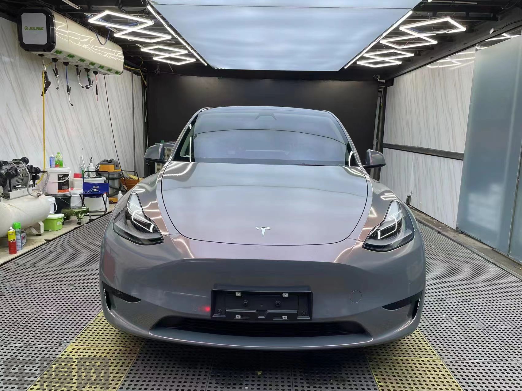 特斯拉Model Y PET星空灰魅影改色膜 效果图