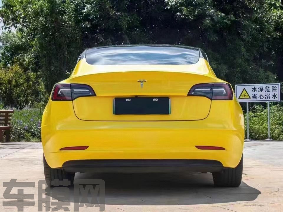 特斯拉Model3 竞速黄改色膜 效果图