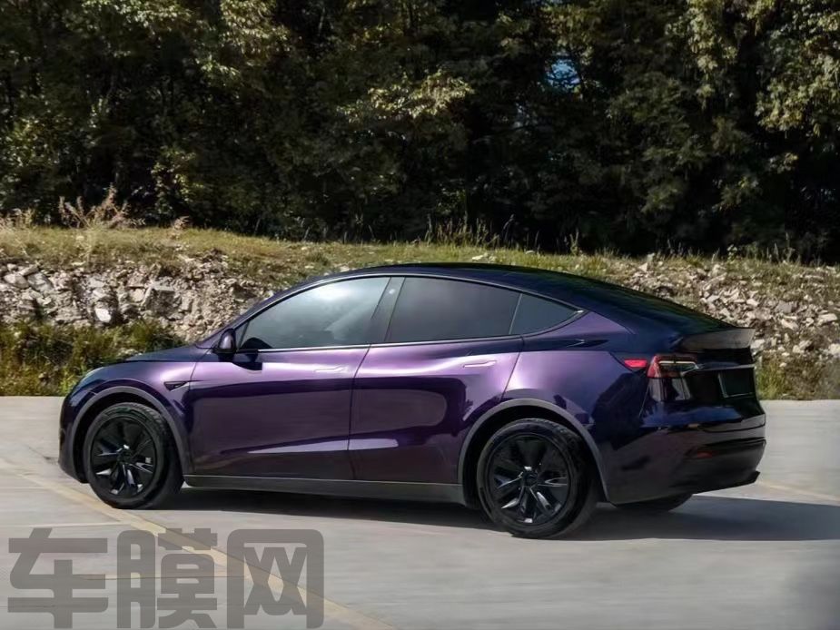 特斯拉Model Y 金属午夜紫改色膜 效果图