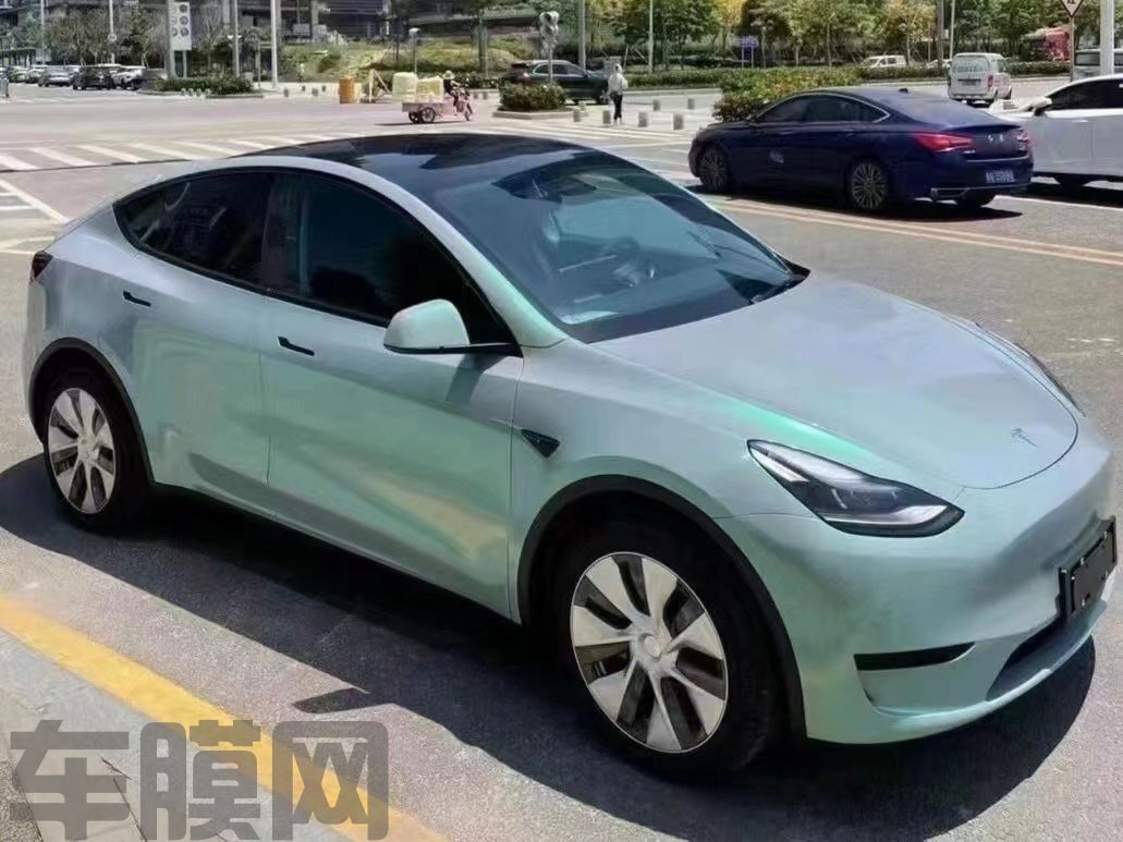 特斯拉Model Y 梦幻松石绿改色膜 效果图