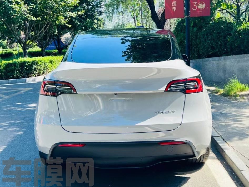 特斯拉Model Y 高亮纳多灰改色膜 效果图