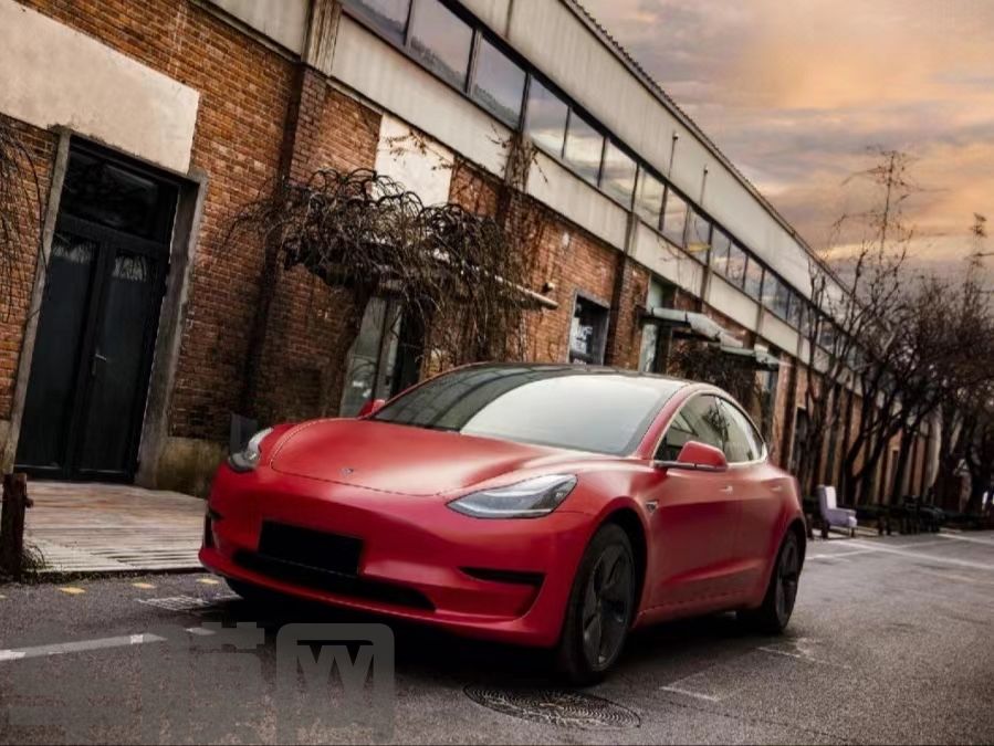 特斯拉Model 3 电光红改色膜 效果图