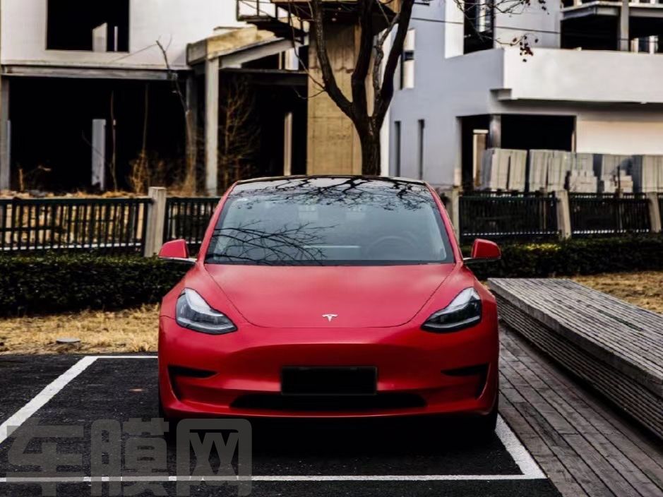 特斯拉Model 3 电光红改色膜 效果图