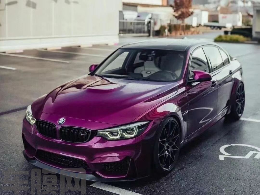 高清晰紫色宝马7系汽车壁纸