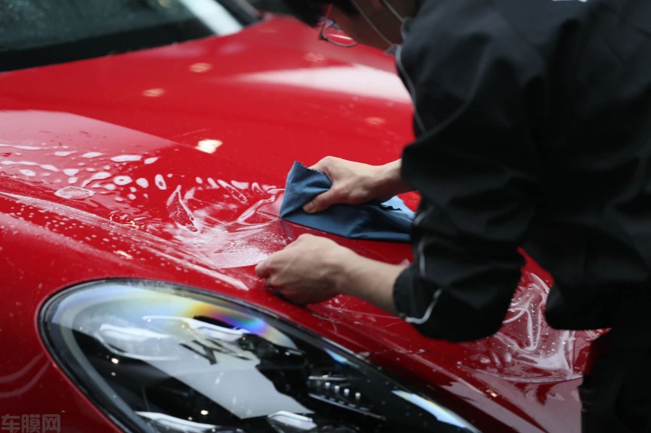 汽车改装｜保时捷帕拉梅拉装贴漆面保护膜案例(图3)