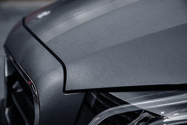 奔驰E320L车身改色膜拉丝灰效果图