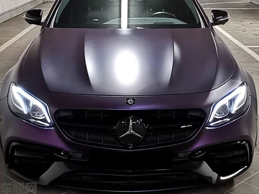 奔驰E63S-AMG 消光黑比诺紫改色膜 效果图