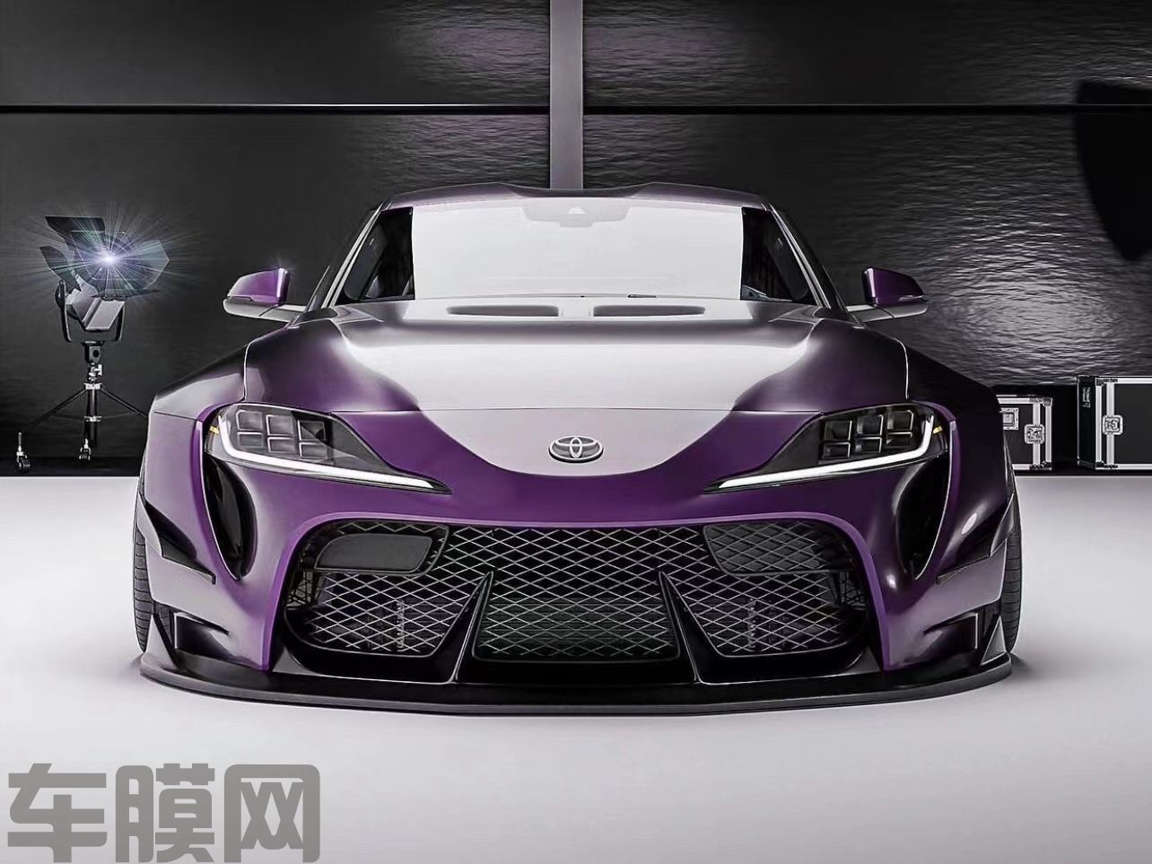 丰田SUPRA 金属午夜紫改色膜 效果图