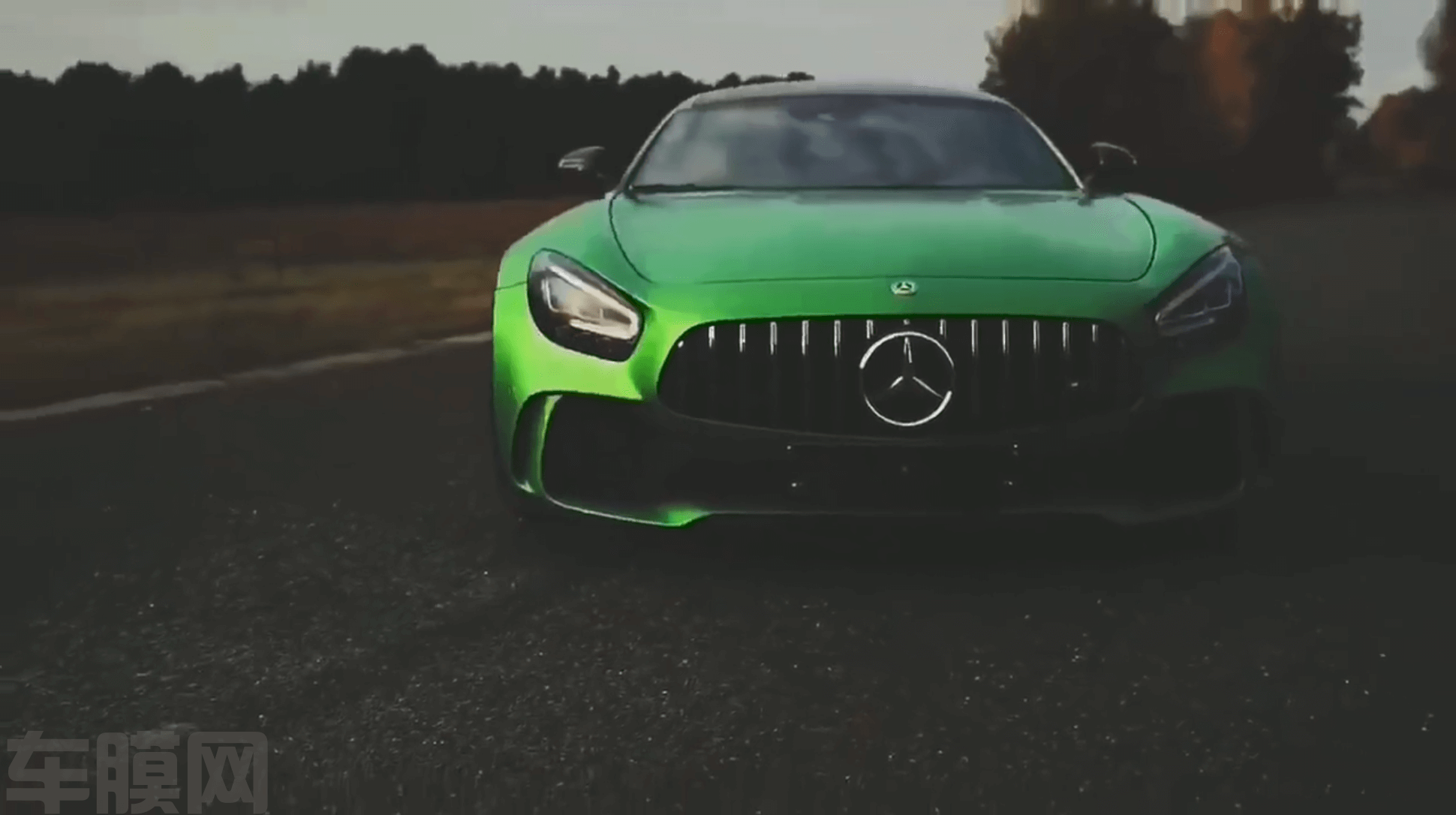 奔驰AMG GTR 魔焰绿改色膜 视频案例
