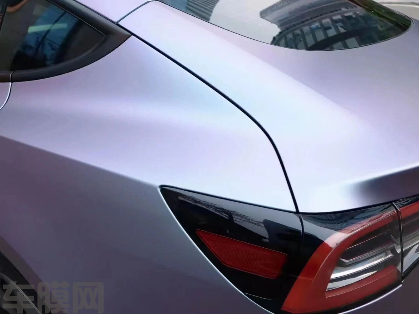 特斯拉Model 3 卡普里灰紫改色膜 效果图
