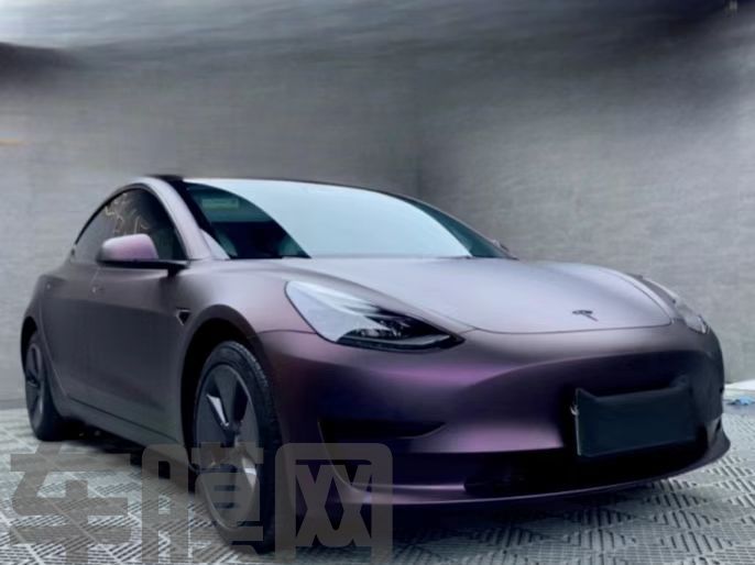 特斯拉Model 3 超哑黑幻紫改色膜 效果图